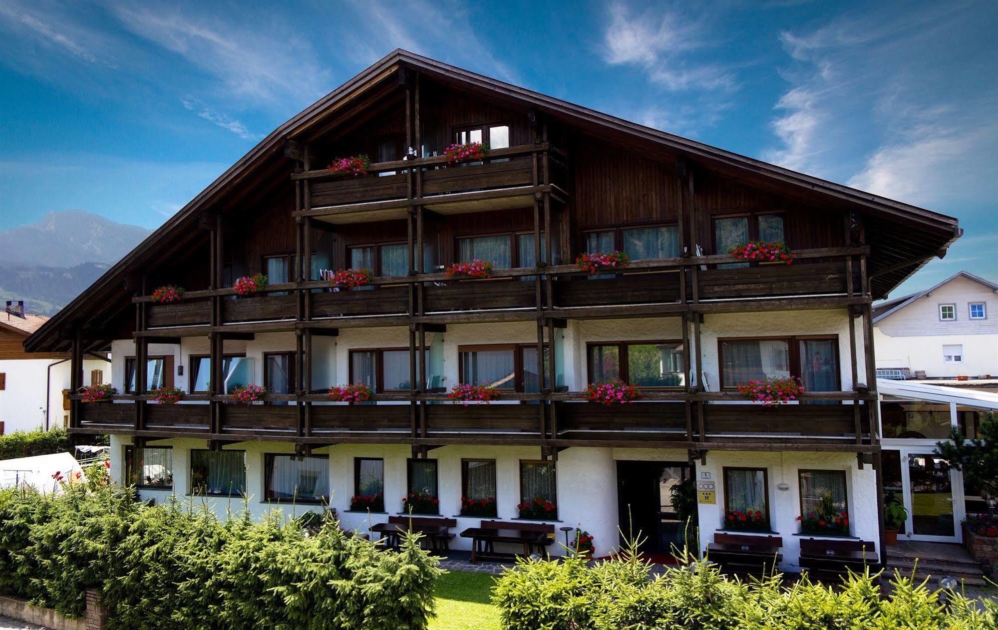 Hotel Tirolerhof San Giorgio  Exterior photo